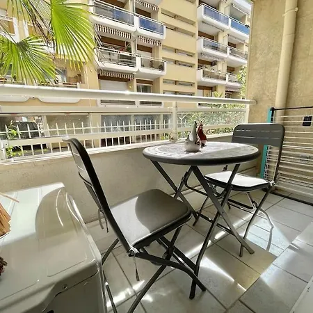 Apartment 1er 2 Pieces *